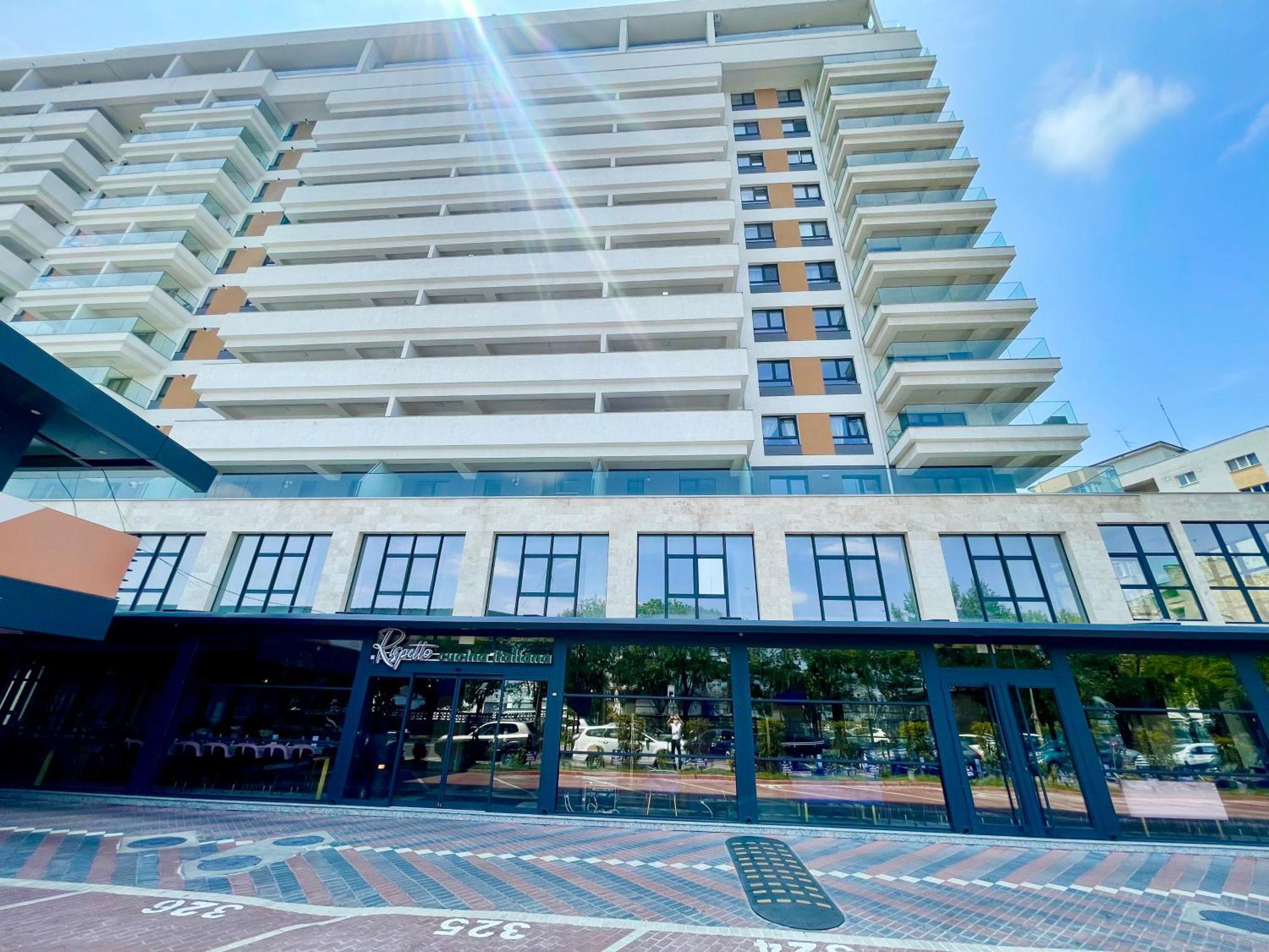 Central Adress P4 Bucarest Exterior foto